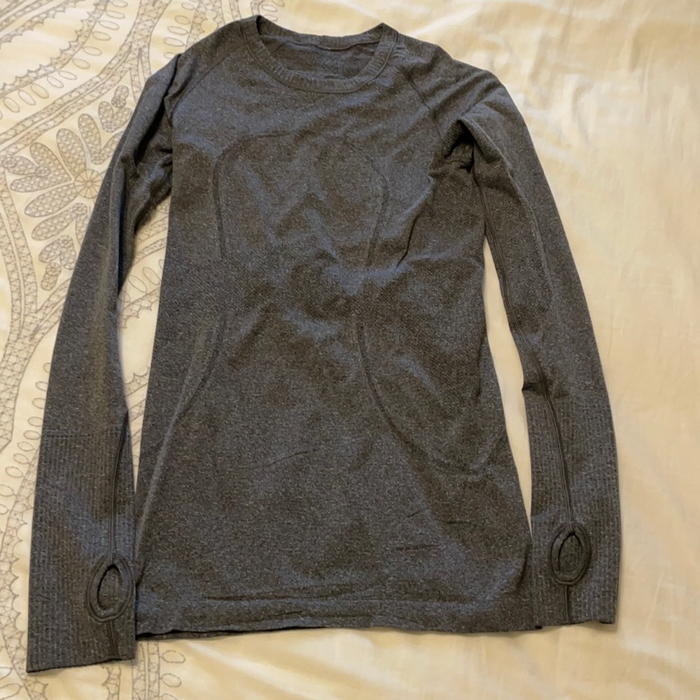 Lululemon Long Sleeve T Shirt